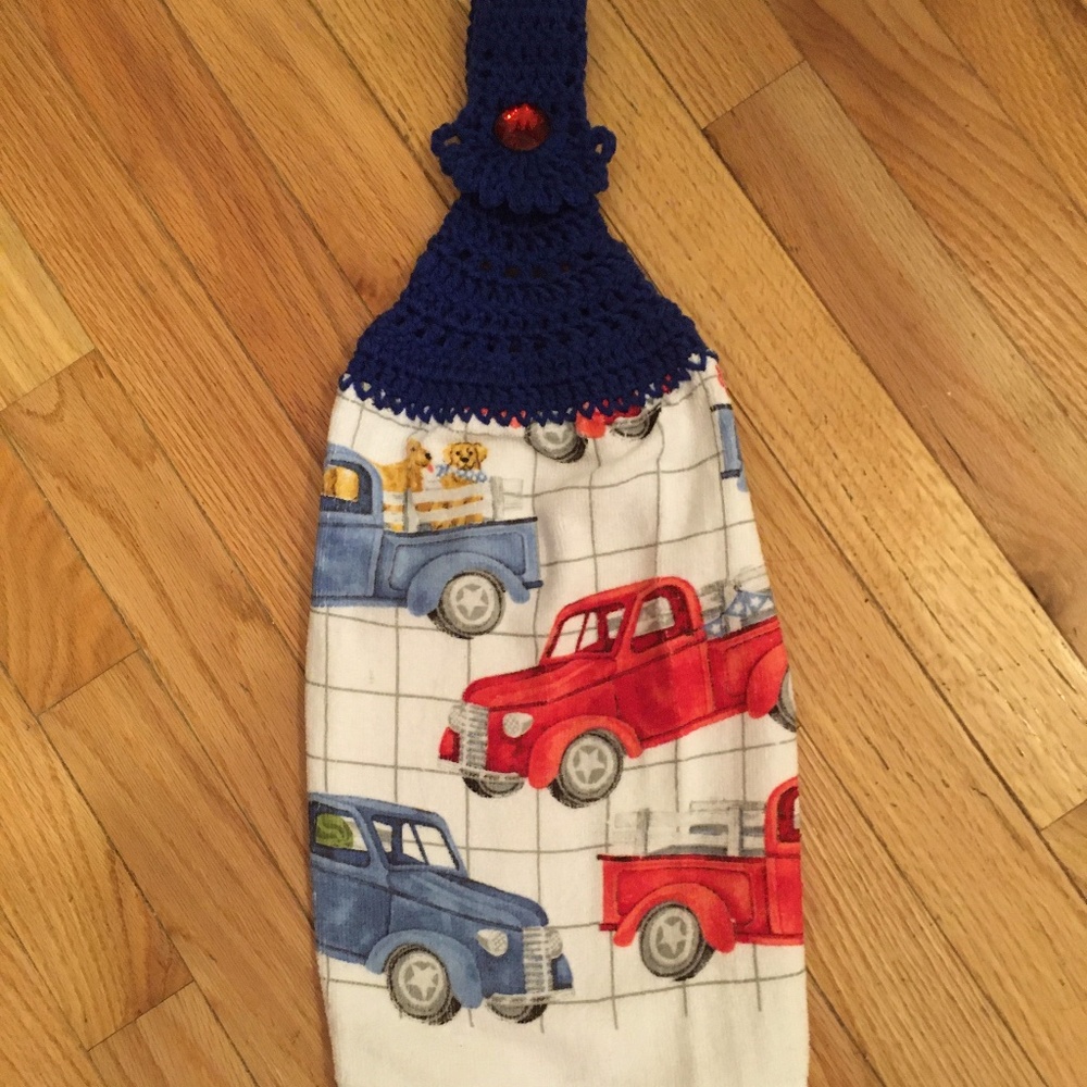 NWOT Crocheted Dog Towel